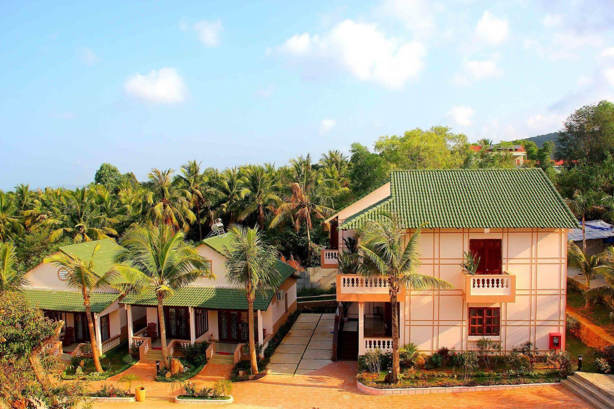 Phu Van Resort & Spa Дуонг-Донг Экстерьер фото